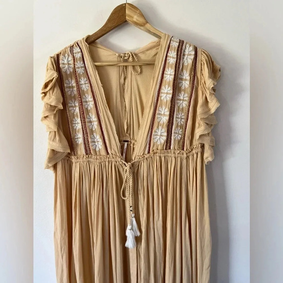 Free People Bali Will Wait For You Yellow Embroidered Gauzy Midi Dress Sz Medium - Picture 4 of 13